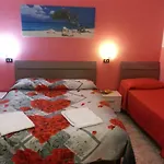 Roxena House