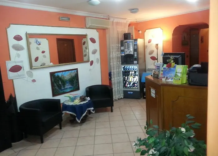 Roxena House